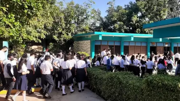 Uno de los factores la falta de apoyo a los jóvenes