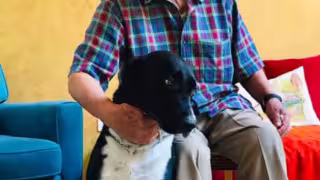 Expuso que tras recibir la vacuna perdió la vista