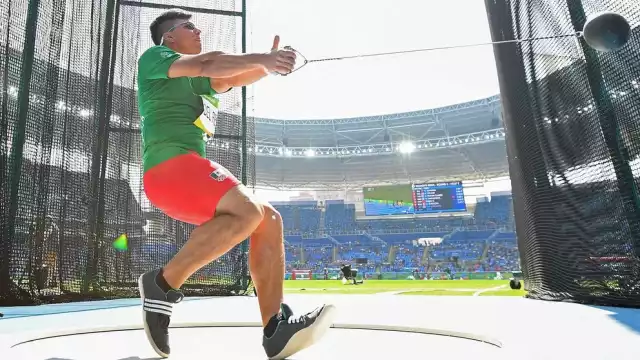 Diego Alan del Real Galindo es un lanzador de martillos mexicano