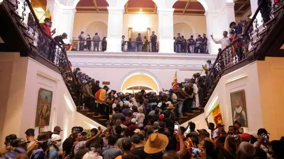 Personas allanaron el palacio presidencial de Sri Lanka