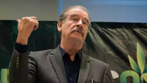 El expresidente aplaudió el que la exfuncionaria se haya negado a declarar en contra de Luis Videgaray.
