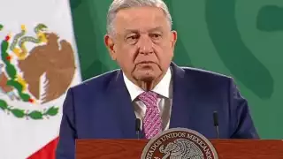 AMLO se niega a usar cubrebocas