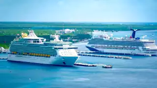 A nivel nacional, la ínsula de las Golondrinas también es el principal destino de hoteles flotantes, según la Administración Portuaria Integral de Quintana Roo