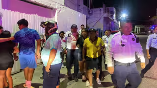 Riña por problemas de infidelidad deja cinco detenidos