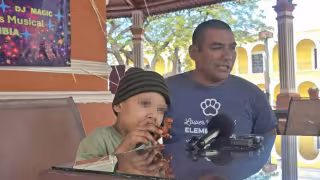 Iker de 9 años y su padre