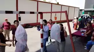 Intercambian PET por productos básicos en Eco Feria Balam