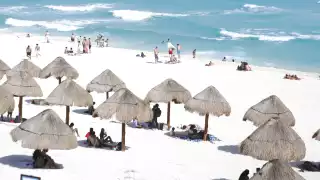 Cancún espera la llegada de 800 mil visitantes durante las vacaciones de verano