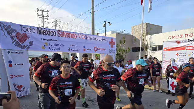 La carrera con la finalidad de recaudar fondos para la Cruz Roja