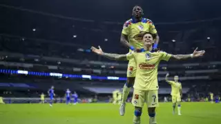 Las Águilas del América vencen a Las Chivas y buscarán el bicampeonato