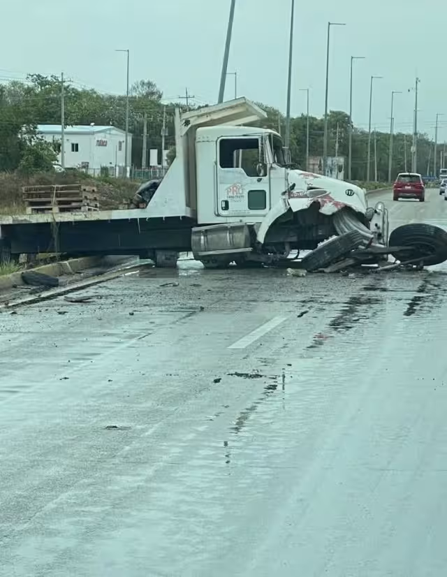 El incidente no dejó lesionados y únicamente causó congestionamiento vial