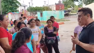 Madres denuncian presuntas irregularidades en kínder de Calkiní; retiran a la directora
