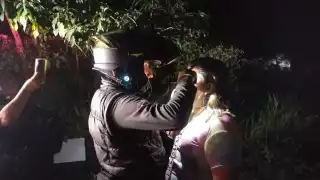 Taxista agrede a golpes a pasajera en Chetumal
