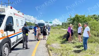 Paramédicos atendieron a los pasajeros que presentaban golpes y crisis nerviosas