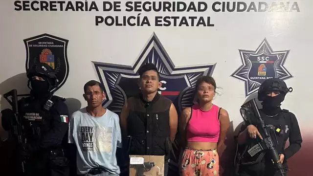 Fue durante una revisión preventiva que las autoridades encontraron las sustancias en los bolsos de los detenidos