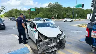 Afirmaron que la patrulla se atravesó repentinamente, causando el accidente