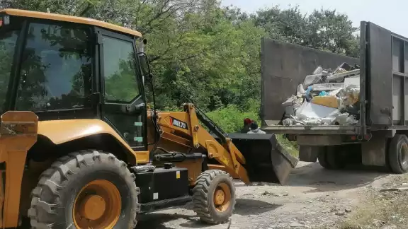 Durante las jornadas de limpieza se detectó una inmensidad de basura en la sabana Durante las jornadas de limpieza se detectó una inmensidad de basura en la sabana