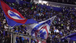Cruz Azul ganó y sacó la cara por la Liga MX.