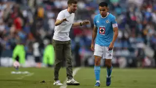 El argentino rompe el silencio en el aeropuerto