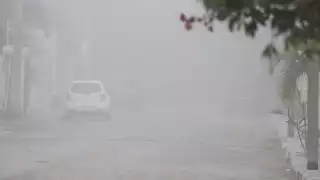 La niebla se formó desde la noche del domingo