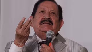 El músico mexicano no pudo despertar de terapia intensiva