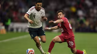 Raúl Jiménez en acción