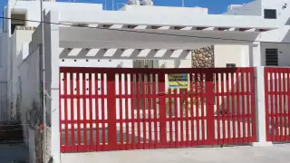 Dueños de casas cercanas a la costa inician la limpieza de sus inmuebles para alojar visitantes