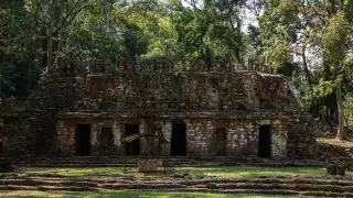 Tras seis años de estudios, X’baatún confirma su importancia regional en la cultura maya