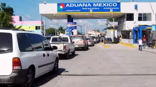 Comerciantes y locales dijeron que su economía depende del consumo de gente foránea.