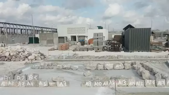 El INAH y el Centro INAH Campeche aprobaron la reubicación de un conjunto palaciego maya a la estación Calakmul del Tren Maya. El INAH y el Centro INAH Campeche aprobaron la reubicación de un conjunto palaciego maya a la estación Calakmul del Tren Maya.