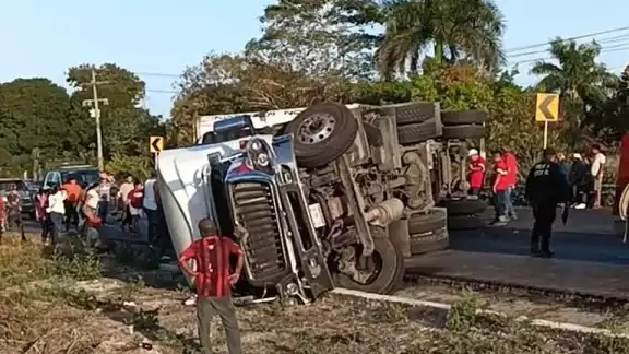 El incidente se registró en las afueras del poblado de Ucum.