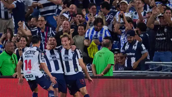 Canales se lució en los primeros 21 minutos con un golazo Canales se lució en los primeros 21 minutos con un golazo