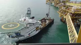 Las empresas que no reciben dinero que les deben, suspenden a la vez los pagos salariales.