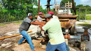 Habitantes de Paraíso Nuevo llevan 15 días sin agua potable debido a que la bomba y el motor del sistema se quemaron por apagones.