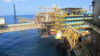 Empresas locales demandan pago de facturas pendientes por PEMEX