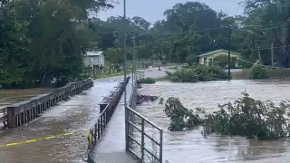 Continúan lluvias en Chetumal por tormenta tropical “Sara”