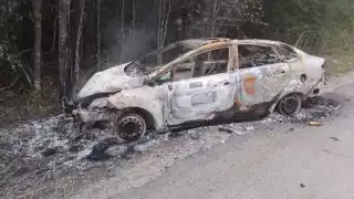 Localizan taxi abandonado y vehículo calcinado en Chetumal