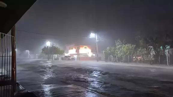 Las recientes lluvias han empeorado las condiciones de la carretera federal 180 Las recientes lluvias han empeorado las condiciones de la carretera federal 180