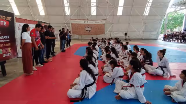 Los taekwondines concluyeron el Campamento de Poomsae en el CEDAR con entrega de constancias y presentaciones destacadas
