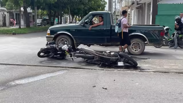 Chetumal vio a motoclistas siendo accidentados.