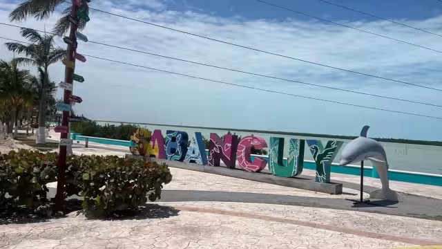 Las autoridades locales de la villa tuvieron que intervenir contra quienes lucraban, en complicidad con líderes locales, con espacios propiedad de la nación.