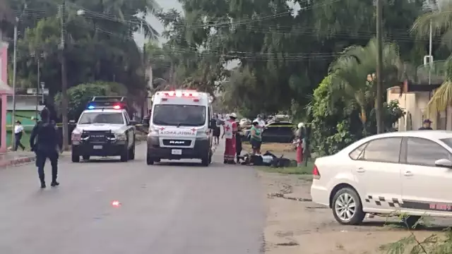 A pesar de la llegada de los paramédicos de la Cruz Roja, el hombre ya no contaba con signos vitales