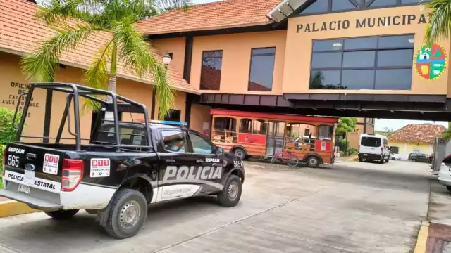Trabajadores de confianza y Policías Municipales no han recibido el pago de sus quincenas