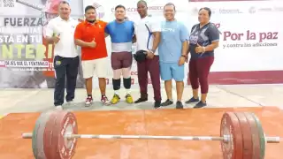Competidores campechanos brillan en evaluación nacional en línea
