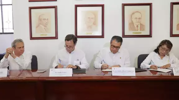 Kekén financiaría investigaciones a su favor pese a contaminar el suelo y agua de Yucatán Kekén financiaría investigaciones a su favor pese a contaminar el suelo y agua de Yucatán