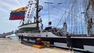 Llega a Progreso el buque escuela Simón Bolívar de la Armada de Venezuela y recibirá visitantes este fin de semana