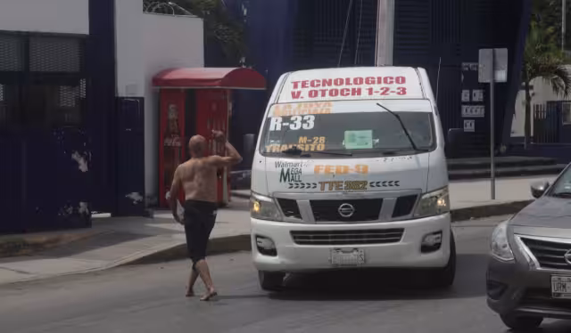 Hombre asegura estar amenazado y exige entrar al Torito