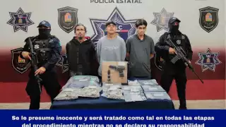 Detienen a narcomenudistas tras una persecusión en Chetumal.
