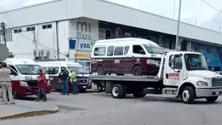 IET asegura cuatro combis colectivas sin tarjetones en Ciudad del Carmen