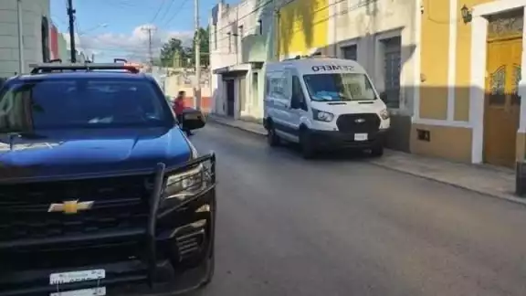 Empleado queda atrapado dentro de una máquina procesadora de alimentos que limpiaba Empleado queda atrapado dentro de una máquina procesadora de alimentos que limpiaba