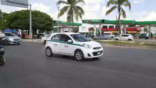 Uso de taximetros genera desconfianza en usuarios de Cancún 